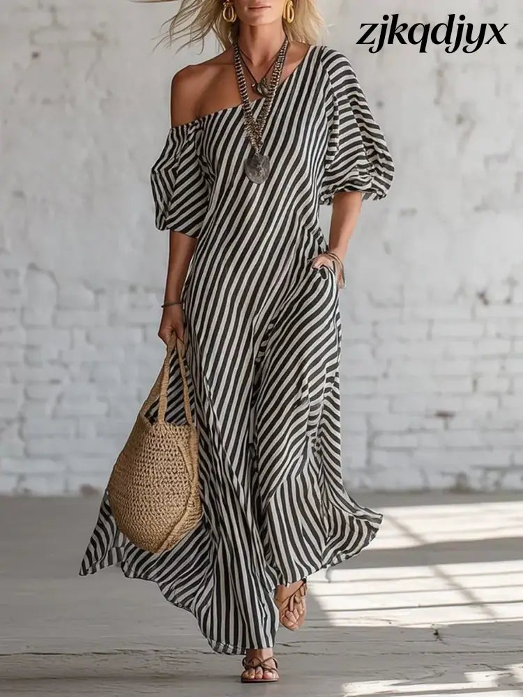 Off The Shoulder Maxi Dress - Black / S