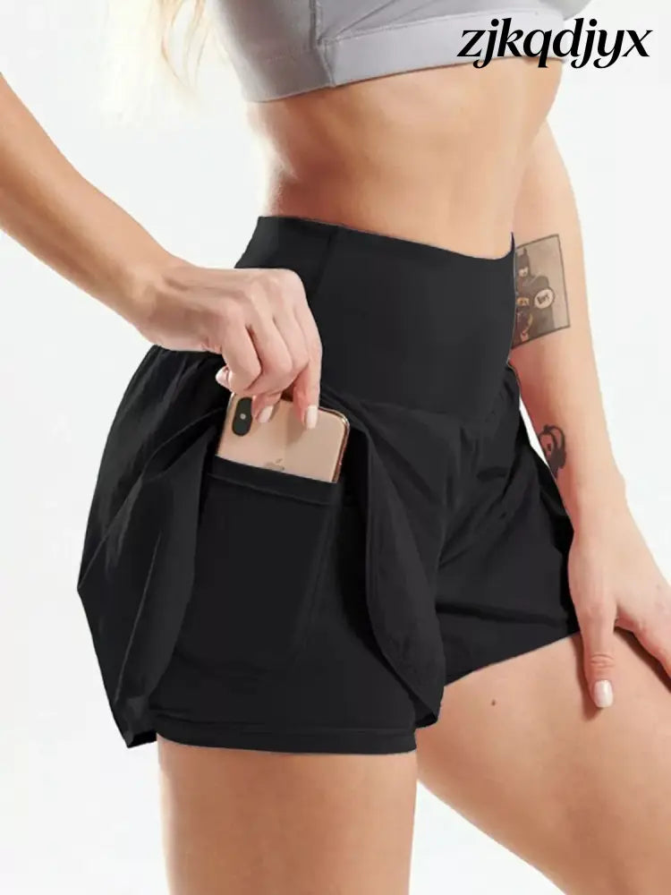 Pocketed High Waist Active Shorts - Black / XS