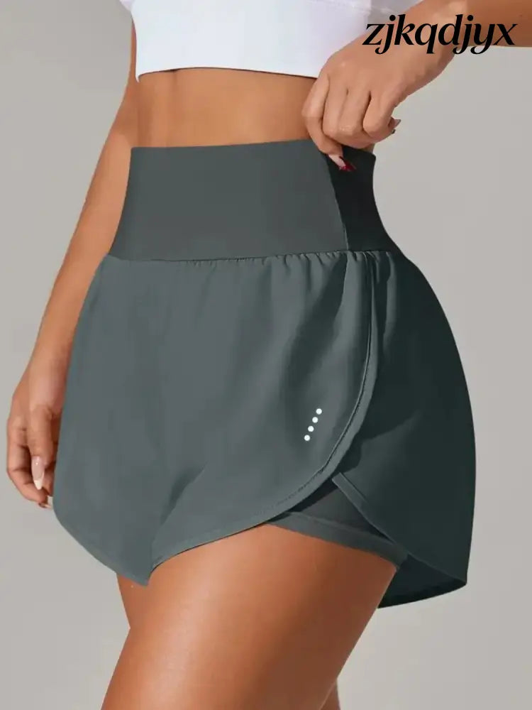 Pocketed High Waist Active Shorts - Dark Gray / XS