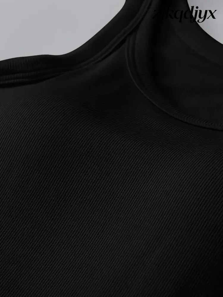 The Everyday Tank with Bra