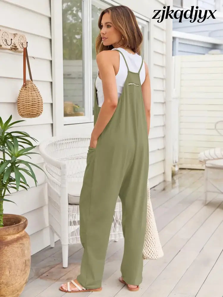 The Everyday V-Neck Sleeveless Jumpsuit with Pockets - Matcha Green / S