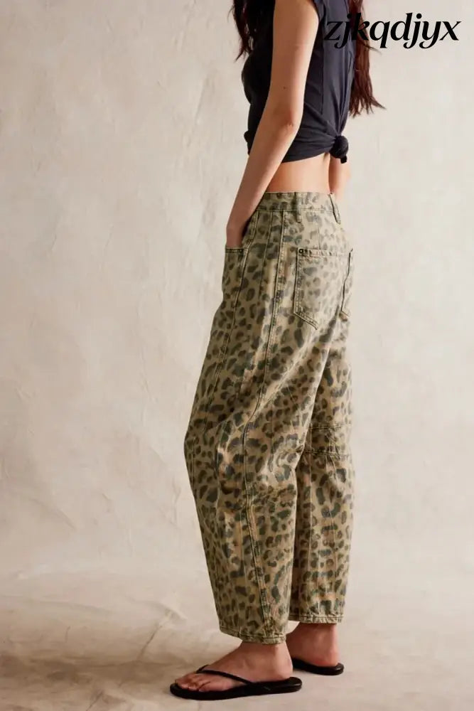 Wide Leg Barrel Jeans